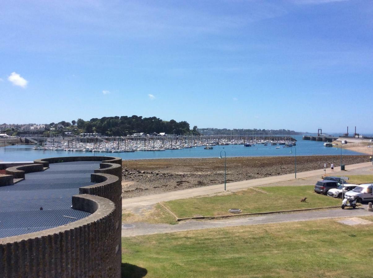 Le Dauphine 20M De La Plage Saint-Malo Eksteriør billede